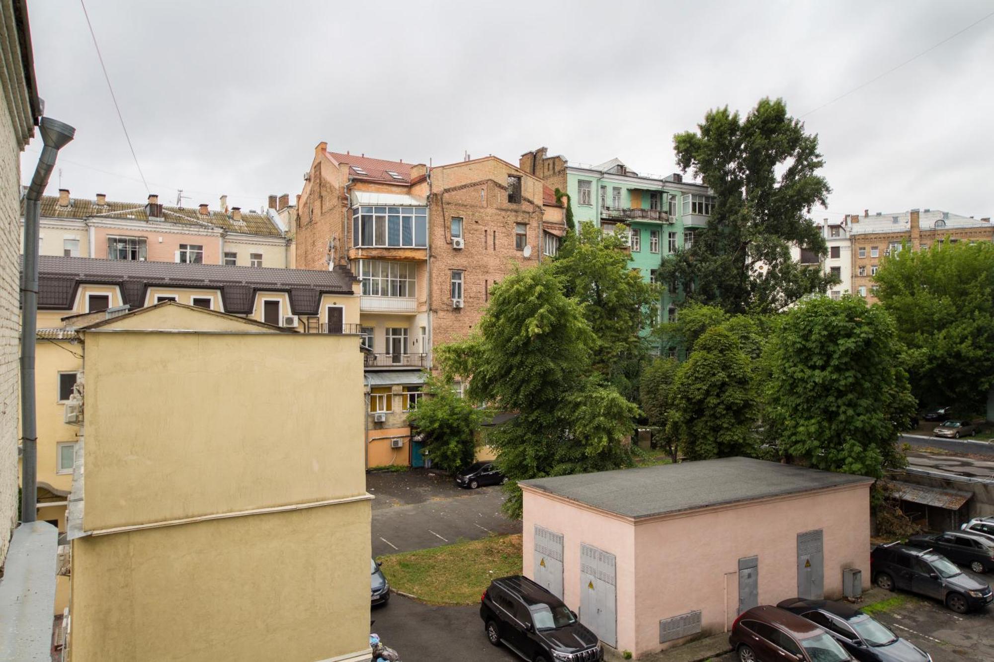Apartments Near Parus Business Centre Kyiv Room photo